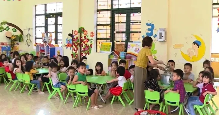 Bất cập tình trạng trường học nơi thừa, nơi thiếu - Ảnh 4. Bất cập tình trạng trường học nơi thừa, nơi thiếu - Ảnh 4.