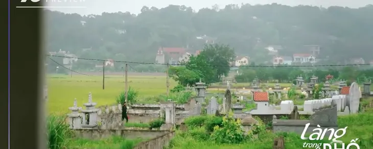 Làng trong phố - Tập 11: Hiếu làm bảo vệ, chạm mặt em gái Hùng - Ảnh 7. Làng trong phố - Tập 11: Hiếu làm bảo vệ, chạm mặt em gái Hùng - Ảnh 7.