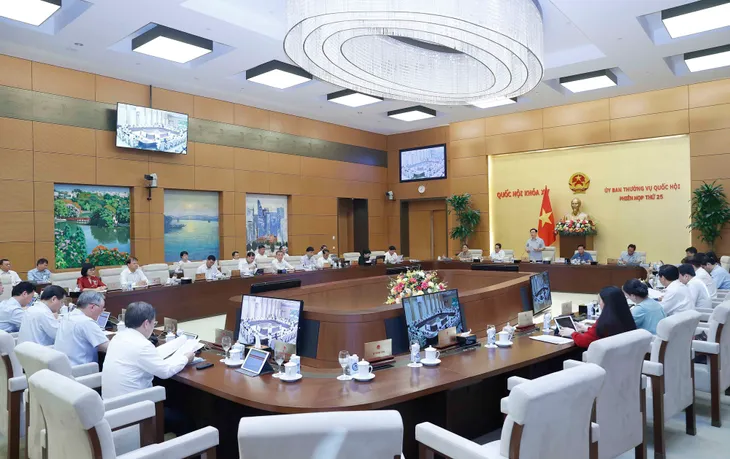 Nhiều điểm đổi mới nổi bật trong hoạt động giám sát của Quốc hội - Ảnh 1. Nhiều điểm đổi mới nổi bật trong hoạt động giám sát của Quốc hội - Ảnh 1.