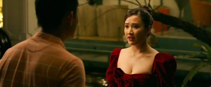 Làng trong phố - Tập 12: Cô sinh viên sợ nghèo hèn bất chấp cặp đàn ông có vợ - Ảnh 9. Làng trong phố - Tập 12: Cô sinh viên sợ nghèo hèn bất chấp cặp đàn ông có vợ - Ảnh 9.