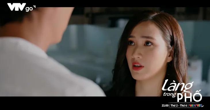 Làng trong phố - Tập 13: Làm “tiểu tam”, Nhung trơ trẽn đòi một danh phận - Ảnh 5. Làng trong phố - Tập 13: Làm “tiểu tam”, Nhung trơ trẽn đòi một danh phận - Ảnh 5.