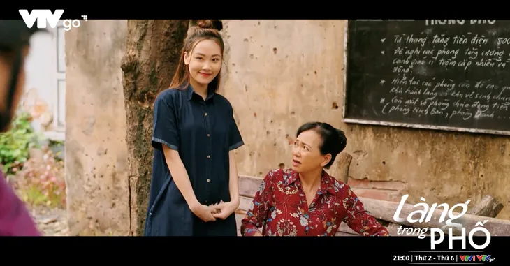 Làng trong phố - Tập 13: Hùng được nhiều phụ nữ xóm trọ si mê - Ảnh 1. Làng trong phố - Tập 13: Hùng được nhiều phụ nữ xóm trọ si mê - Ảnh 1.