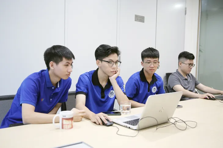 GLTT với đội tuyển Việt Nam trước khi tranh tài tại ABU Robocon 2023 - Ảnh 3.