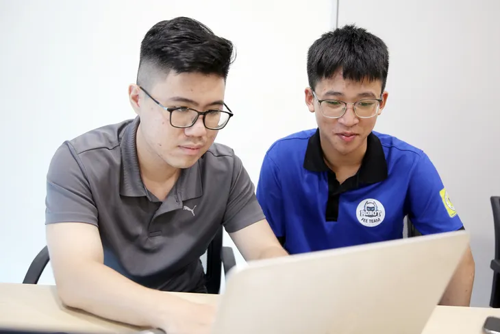 GLTT với đội tuyển Việt Nam trước khi tranh tài tại ABU Robocon 2023 - Ảnh 5.