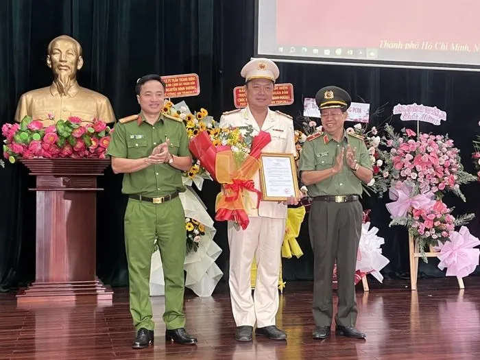 TP Hồ Chí Minh có tân Phó Giám đốc Công an - Ảnh 1. TP Hồ Chí Minh có tân Phó Giám đốc Công an - Ảnh 1.