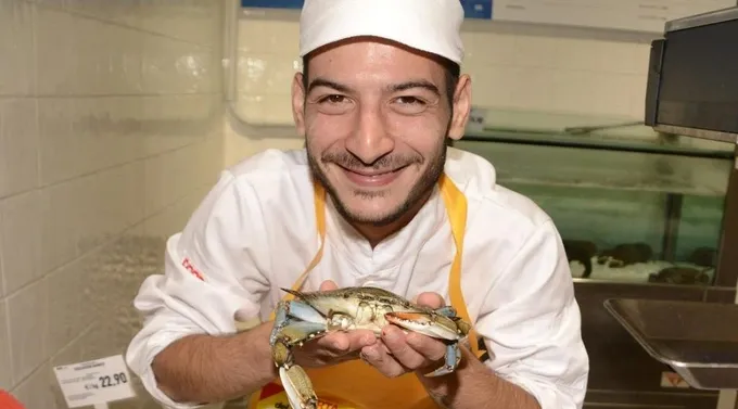 Cua xanh xâm hại môi trường, Italy kêu gọi giải cứu bằng cách chế biến thành thực phẩm - Ảnh 2. Cua xanh xâm hại môi trường, Italy kêu gọi giải cứu bằng cách chế biến thành thực phẩm - Ảnh 2.