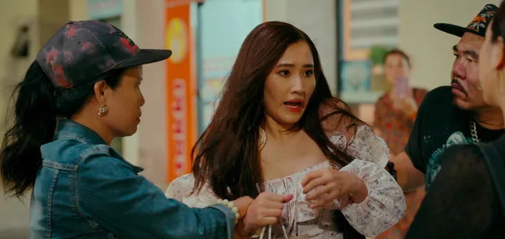 Làng trong phố - Tập 14: Đến chỗ trọ của Hùng, Nhung vùng vằng chê bẩn - Ảnh 4. Làng trong phố - Tập 14: Đến chỗ trọ của Hùng, Nhung vùng vằng chê bẩn - Ảnh 4.