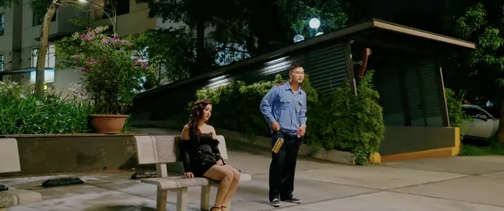 Làng trong phố - Tập 13: Không chấp nhận mãi là tiểu tam, Nhung muốn lên chính thất - Ảnh 11. Làng trong phố - Tập 13: Không chấp nhận mãi là tiểu tam, Nhung muốn lên chính thất - Ảnh 11.