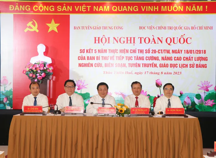 Nâng cao chất lượng nghiên cứu, biên soạn, tuyên truyền, giáo dục lịch sử Đảng - Ảnh 1.