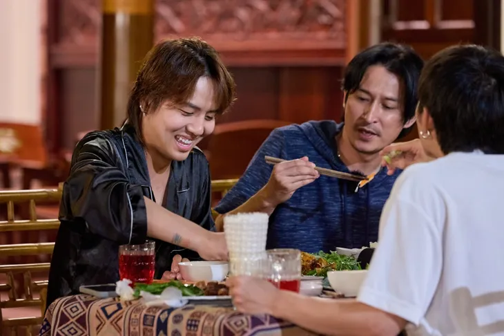 Tiết lộ lý do Huy Khánh bỏ phim truyền hình để quay show thực tế - Ảnh 6. Tiết lộ lý do Huy Khánh bỏ phim truyền hình để quay show thực tế - Ảnh 6.