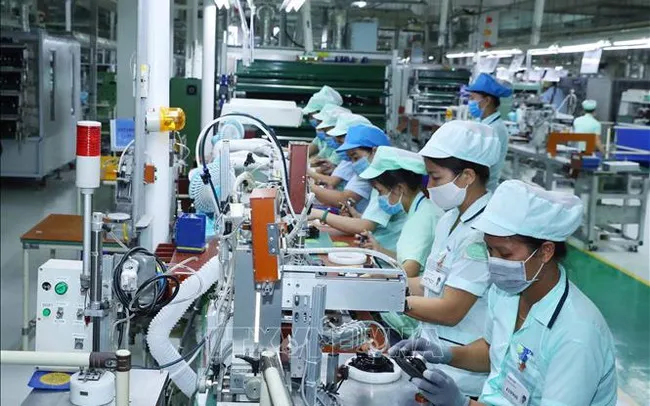 Giải pháp nào để thu hút dòng vốn ngoại? - Ảnh 1. Giải pháp nào để thu hút dòng vốn ngoại? - Ảnh 1.