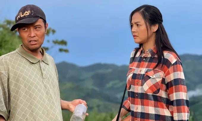 NSƯT Đỗ Kỷ mừng sinh nhật bà xã Lan Hương, Thu Quỳnh trở lại phim trường - Ảnh 3. NSƯT Đỗ Kỷ mừng sinh nhật bà xã Lan Hương, Thu Quỳnh trở lại phim trường - Ảnh 3.