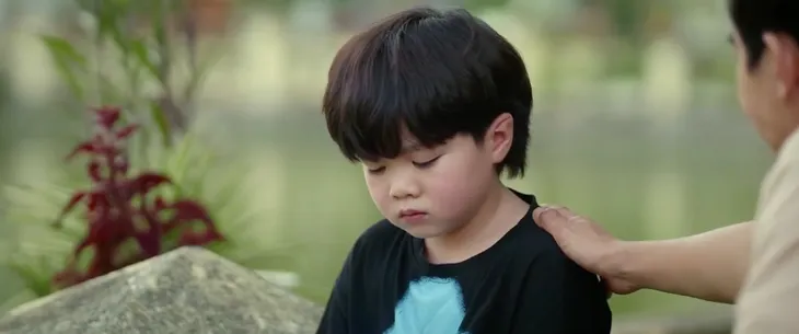 Gia đình mình vui bất thình lình - Tập 48: Rũ bỏ quá khứ để sống thanh thản, Phương đâu hay Công mới là người đau nhất - Ảnh 37. Gia đình mình vui bất thình lình - Tập 48: Rũ bỏ quá khứ để sống thanh thản, Phương đâu hay Công mới là người đau nhất - Ảnh 37.