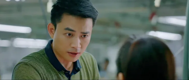 Làng trong phố - Tập 3: Không muốn mang tiếng ăn bám vợ, Hiếu quyết tâm lên thành phố tìm việc - Ảnh 11. Làng trong phố - Tập 3: Không muốn mang tiếng ăn bám vợ, Hiếu quyết tâm lên thành phố tìm việc - Ảnh 11.