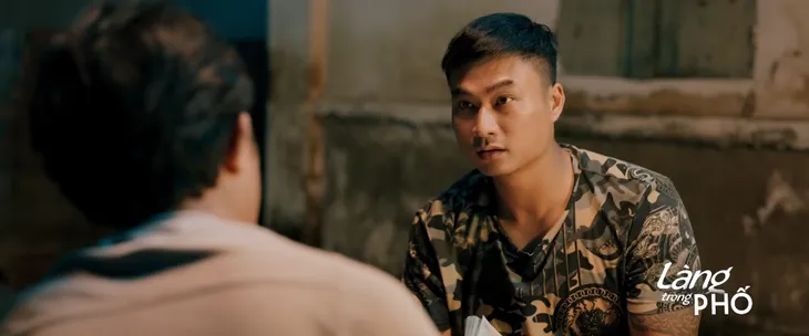 Làng trong phố - Tập 3: Mến cho vợ chồng Hiếu tiền mang lên thành phố - Ảnh 4. Làng trong phố - Tập 3: Mến cho vợ chồng Hiếu tiền mang lên thành phố - Ảnh 4.