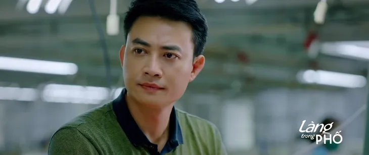 Làng trong phố - Tập 3: Hoài năn nỉ đội trưởng được nghỉ chăm con ốm - Ảnh 4. Làng trong phố - Tập 3: Hoài năn nỉ đội trưởng được nghỉ chăm con ốm - Ảnh 4.