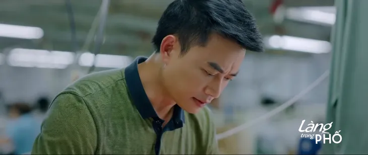 Làng trong phố - Tập 3: Hoài năn nỉ đội trưởng được nghỉ chăm con ốm - Ảnh 6. Làng trong phố - Tập 3: Hoài năn nỉ đội trưởng được nghỉ chăm con ốm - Ảnh 6.
