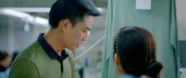 Làng trong phố - Tập 3: Không muốn mang tiếng ăn bám vợ, Hiếu quyết tâm lên thành phố tìm việc - Ảnh 8. Làng trong phố - Tập 3: Không muốn mang tiếng ăn bám vợ, Hiếu quyết tâm lên thành phố tìm việc - Ảnh 8.