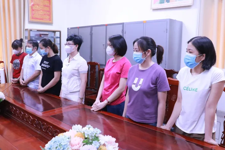 Khởi tố Phó Giám đốc bệnh viện và 6 điều dưỡng, bác sĩ vì gian lận bảo hiểm y tế - Ảnh 1. Khởi tố Phó Giám đốc bệnh viện và 6 điều dưỡng, bác sĩ vì gian lận bảo hiểm y tế - Ảnh 1.
