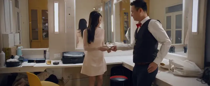 Món quà của cha - Tập 9: Ngày đầu đi hát, Thảo đã thành ngôi sao của quán - Ảnh 9. Món quà của cha - Tập 9: Ngày đầu đi hát, Thảo đã thành ngôi sao của quán - Ảnh 9.