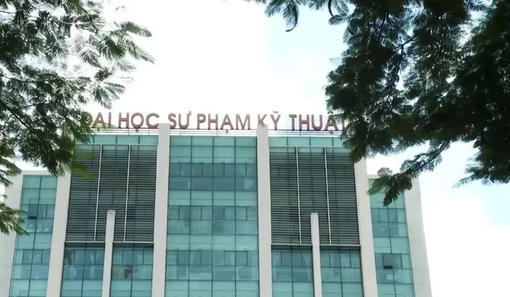 Thách thức lớn khi chưa tăng học phí đại học - Ảnh 2. Thách thức lớn khi chưa tăng học phí đại học - Ảnh 2.