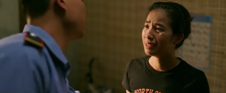 Làng trong phố - Tập 16: Không phải mất tích, Hiếu - Nhung ở nơi không ngờ, Hoài khóc hết nước mắt - Ảnh 8. Làng trong phố - Tập 16: Không phải mất tích, Hiếu - Nhung ở nơi không ngờ, Hoài khóc hết nước mắt - Ảnh 8.