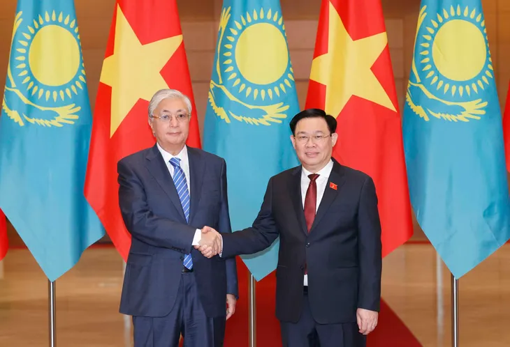 Thúc đẩy quan hệ Việt Nam - Kazakhstan - Ảnh 2. Thúc đẩy quan hệ Việt Nam - Kazakhstan - Ảnh 2.