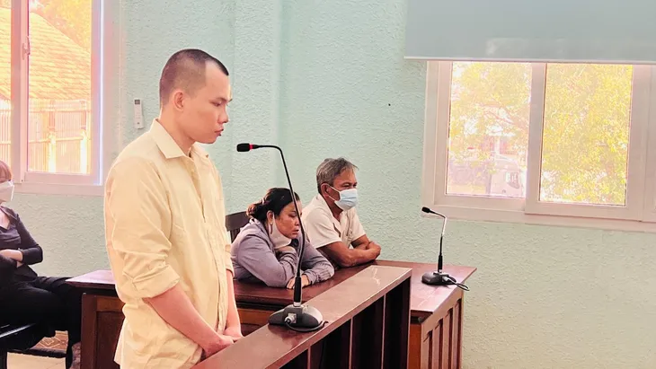 Mâu thuẫn chuyện dọn nhà, em đâm anh trai tử vong - Ảnh 1. Mâu thuẫn chuyện dọn nhà, em đâm anh trai tử vong - Ảnh 1.