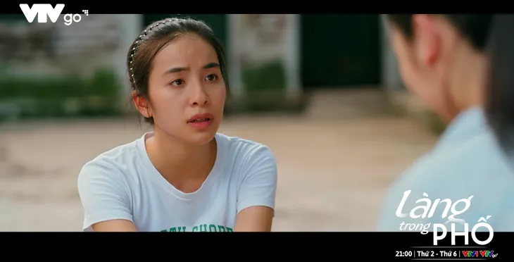 Làng trong phố - Tập 18: Nhung cuỗm tiền của Thoan rồi bỏ trốn? - Ảnh 3. Làng trong phố - Tập 18: Nhung cuỗm tiền của Thoan rồi bỏ trốn? - Ảnh 3.