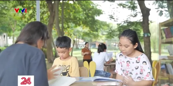 Độc đáo những mô hình thư viện từ ngõ tới công viên - Ảnh 5. Độc đáo những mô hình thư viện từ ngõ tới công viên - Ảnh 5.