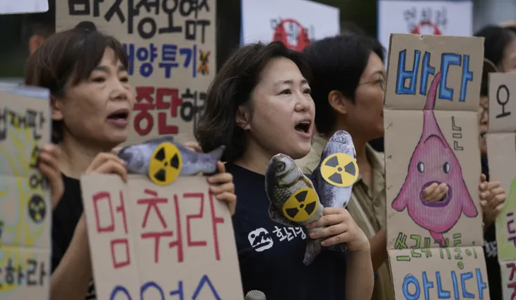Nước thải nhà máy Fukushima được xả ra biển, Trung Quốc cấm toàn bộ hải sản Nhật Bản - Ảnh 2. Nước thải nhà máy Fukushima được xả ra biển, Trung Quốc cấm toàn bộ hải sản Nhật Bản - Ảnh 2.