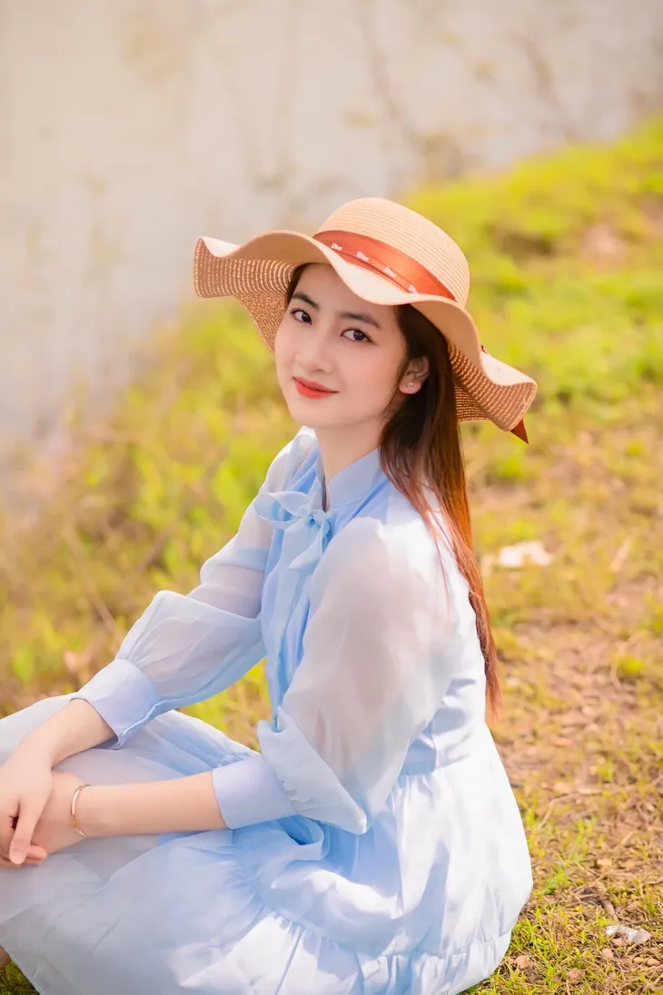 Vẻ ngoài xinh đẹp của ndiễn viên lần đầu đóng phim đã bị ghét - Ảnh 9. Vẻ ngoài xinh đẹp của ndiễn viên lần đầu đóng phim đã bị ghét - Ảnh 9.