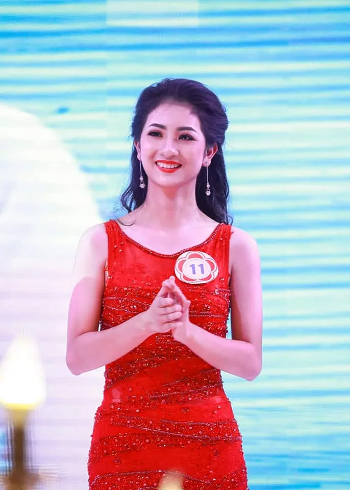 Vẻ ngoài xinh đẹp của ndiễn viên lần đầu đóng phim đã bị ghét - Ảnh 2. Vẻ ngoài xinh đẹp của ndiễn viên lần đầu đóng phim đã bị ghét - Ảnh 2.