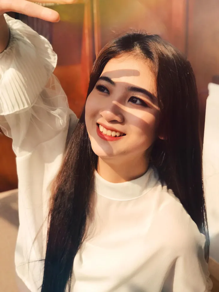 Vẻ ngoài xinh đẹp của ndiễn viên lần đầu đóng phim đã bị ghét - Ảnh 5. Vẻ ngoài xinh đẹp của ndiễn viên lần đầu đóng phim đã bị ghét - Ảnh 5.