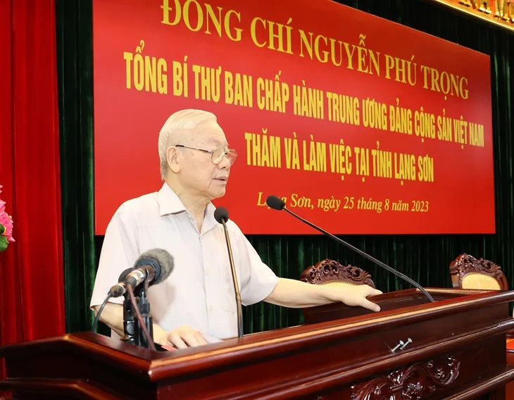 Tổng Bí thư Nguyễn Phú Trọng làm việc tại tỉnh Lạng Sơn - Ảnh 2. Tổng Bí thư Nguyễn Phú Trọng làm việc tại tỉnh Lạng Sơn - Ảnh 2.