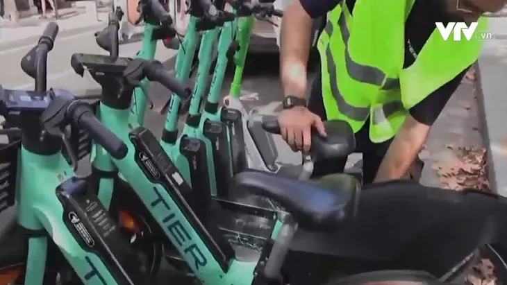 Xe scooter điện bị cấm vĩnh viễn ở Paris từ 31/8 - Ảnh 1. Xe scooter điện bị cấm vĩnh viễn ở Paris từ 31/8 - Ảnh 1.