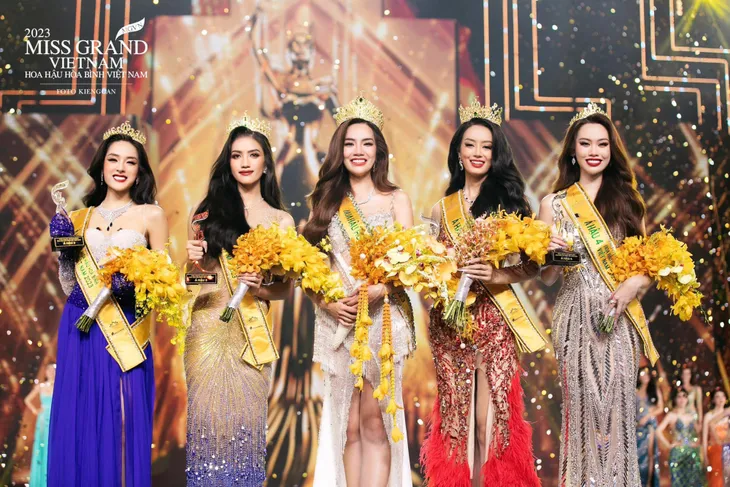 Tân Hoa hậu Lê Hoàng Phương: Tôi không ngừng rèn luyện về ngoại hình, trí tuệ và nhân cách - Ảnh 1. Tân Hoa hậu Lê Hoàng Phương: Tôi không ngừng rèn luyện về ngoại hình, trí tuệ và nhân cách - Ảnh 1.