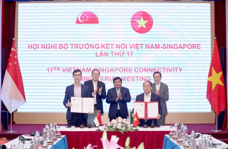 Kết nối kinh tế Việt Nam - Singapore trên 5 trụ cột - Ảnh 1. Kết nối kinh tế Việt Nam - Singapore trên 5 trụ cột - Ảnh 1.