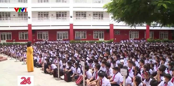 TP Hồ Chí Minh: Nhiều giải pháp để đảm bảo đủ chỗ học - Ảnh 1. TP Hồ Chí Minh: Nhiều giải pháp để đảm bảo đủ chỗ học - Ảnh 1.