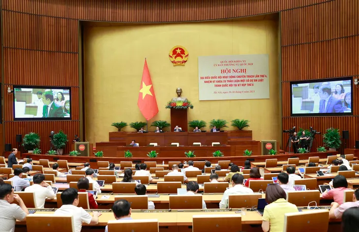 Cân nhắc việc Tổng Liên đoàn Lao động Việt Nam làm chủ đầu tư nhà ở xã hội - Ảnh 1. Cân nhắc việc Tổng Liên đoàn Lao động Việt Nam làm chủ đầu tư nhà ở xã hội - Ảnh 1.