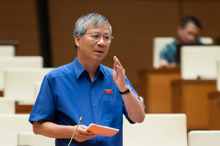 ĐBQH: Thu hồi đất không đủ diện tích để tránh nhà siêu mỏng, siêu méo - Ảnh 3. ĐBQH: Thu hồi đất không đủ diện tích để tránh nhà siêu mỏng, siêu méo - Ảnh 3.