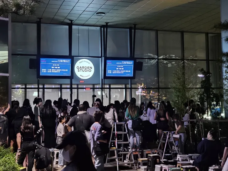 Điều gì tạo nên sự khác biệt trong văn hóa hâm mộ K-Pop? - Ảnh 4. Điều gì tạo nên sự khác biệt trong văn hóa hâm mộ K-Pop? - Ảnh 4.