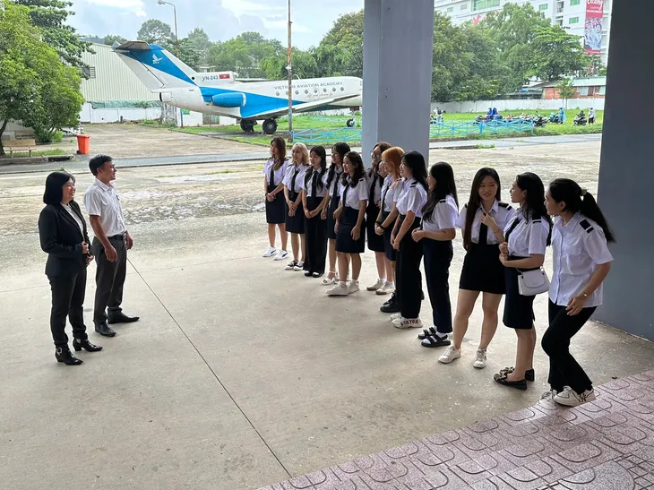 Đại học công lập trải thảm đỏ, thưởng lớn để “săn” giảng viên chất lượng cao - Ảnh 1. Đại học công lập trải thảm đỏ, thưởng lớn để “săn” giảng viên chất lượng cao - Ảnh 1.