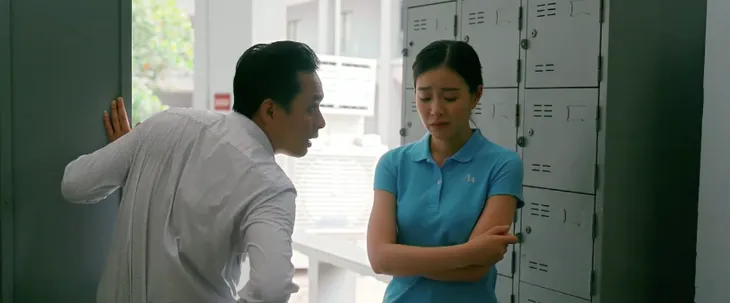 Làng trong phố - Tập 23: Hoài tức nghẹn vì thái độ khiêu khích của Nhung - Ảnh 14. Làng trong phố - Tập 23: Hoài tức nghẹn vì thái độ khiêu khích của Nhung - Ảnh 14.
