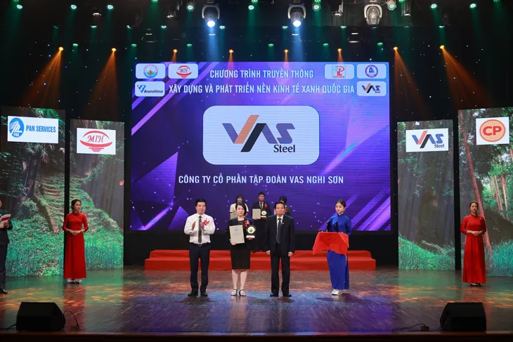 VAS được vinh danh Tập đoàn sản xuất thép Xanh hàng đầu vì môi trường - Ảnh 1. VAS được vinh danh Tập đoàn sản xuất thép Xanh hàng đầu vì môi trường - Ảnh 1.