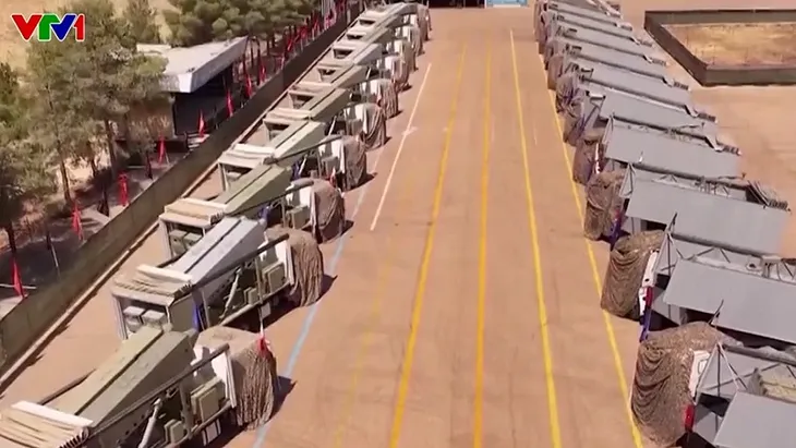 Iran tăng cường hàng trăm tên lửa và máy bay không người lái cho lực lượng hải quân - Ảnh 1. Iran tăng cường hàng trăm tên lửa và máy bay không người lái cho lực lượng hải quân - Ảnh 1.