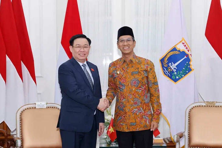 Chủ tịch Quốc hội Vương Đình Huệ tiếp Thống đốc Đặc khu Thủ đô Jakarta - Ảnh 1. Chủ tịch Quốc hội Vương Đình Huệ tiếp Thống đốc Đặc khu Thủ đô Jakarta - Ảnh 1.