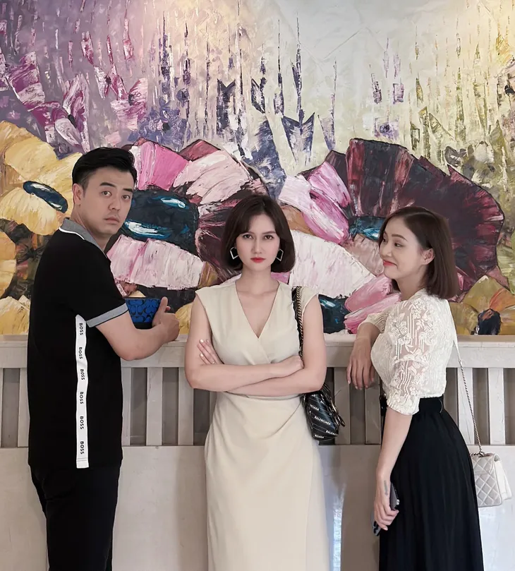Hình ảnh hậu trường nhí nhố của vợ chồng Tuấn Tú - Hương Giang - Ảnh 5. Hình ảnh hậu trường nhí nhố của vợ chồng Tuấn Tú - Hương Giang - Ảnh 5.