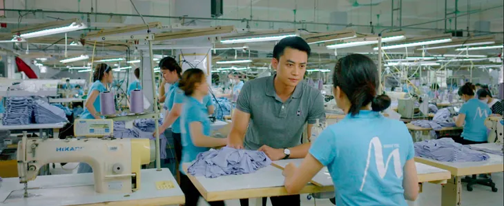 Làng trong phố - Tập 6: Hoài bị Thoan hiểu lầm, tuyên bố không bạn bè gì hết - Ảnh 3. Làng trong phố - Tập 6: Hoài bị Thoan hiểu lầm, tuyên bố không bạn bè gì hết - Ảnh 3.