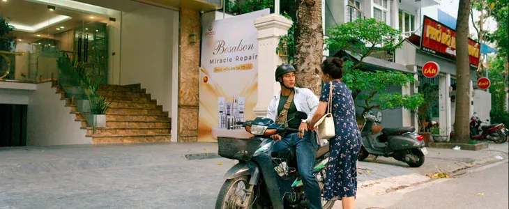 Làng trong phố - Tập 6: Hoài bị Thoan hiểu lầm, tuyên bố không bạn bè gì hết - Ảnh 11. Làng trong phố - Tập 6: Hoài bị Thoan hiểu lầm, tuyên bố không bạn bè gì hết - Ảnh 11.